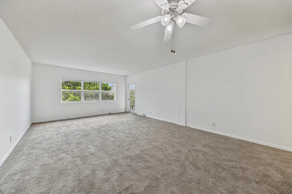 6731 Cypress Road #Unit 402 Plantation, FL 33317
