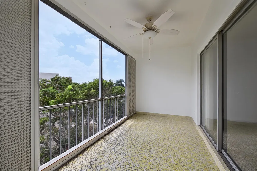 6731 Cypress Road #Unit 402 Plantation, FL 33317