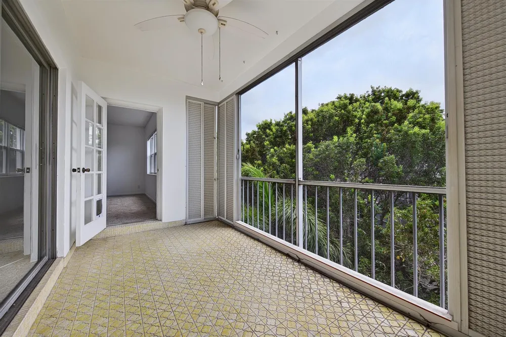 6731 Cypress Road #Unit 402 Plantation, FL 33317