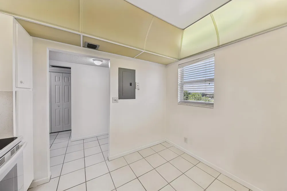 6731 Cypress Road #Unit 402 Plantation, FL 33317