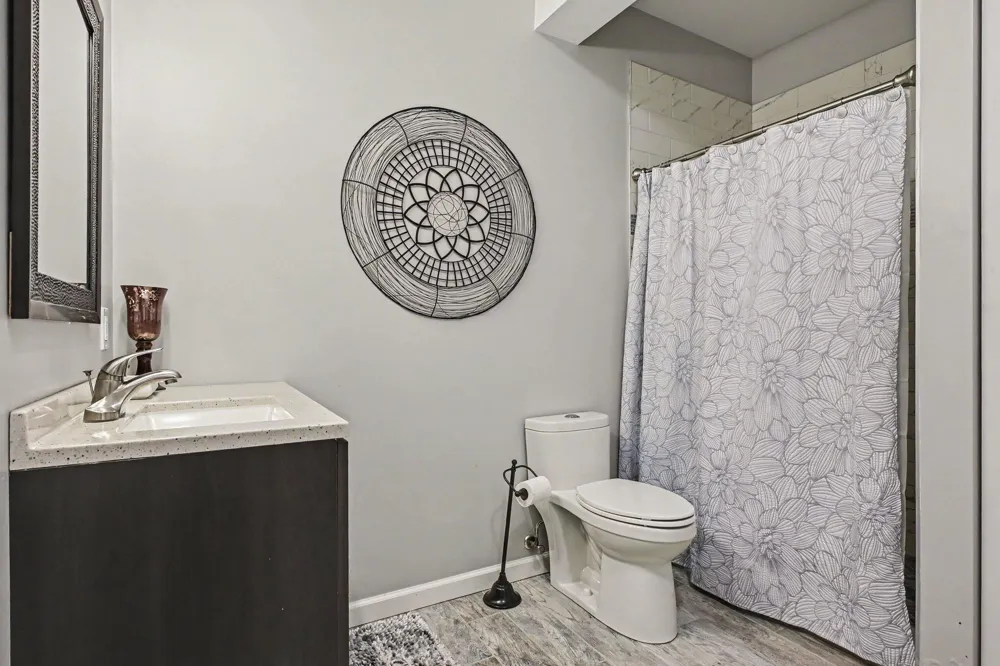 533 Lake Park Drive Valparaiso, IN 46385