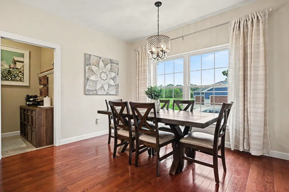 533 Lake Park Drive Valparaiso, IN 46385