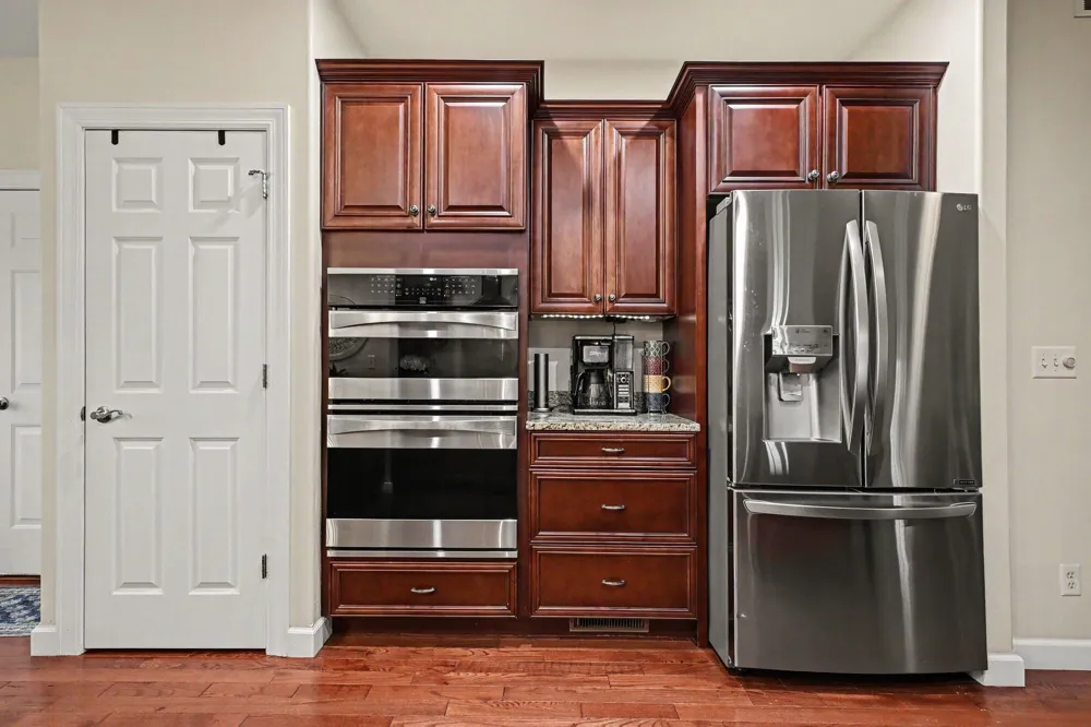 533 Lake Park Drive Valparaiso, IN 46385