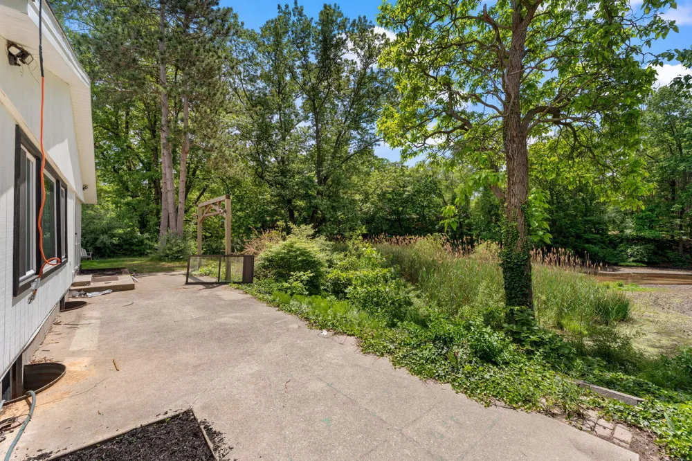 6606 W Calloway Street Michigan City, IN 46360