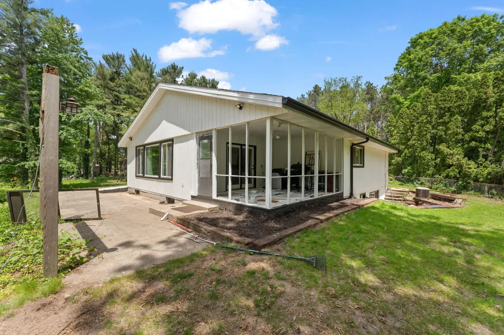 6606 W Calloway Street Michigan City, IN 46360