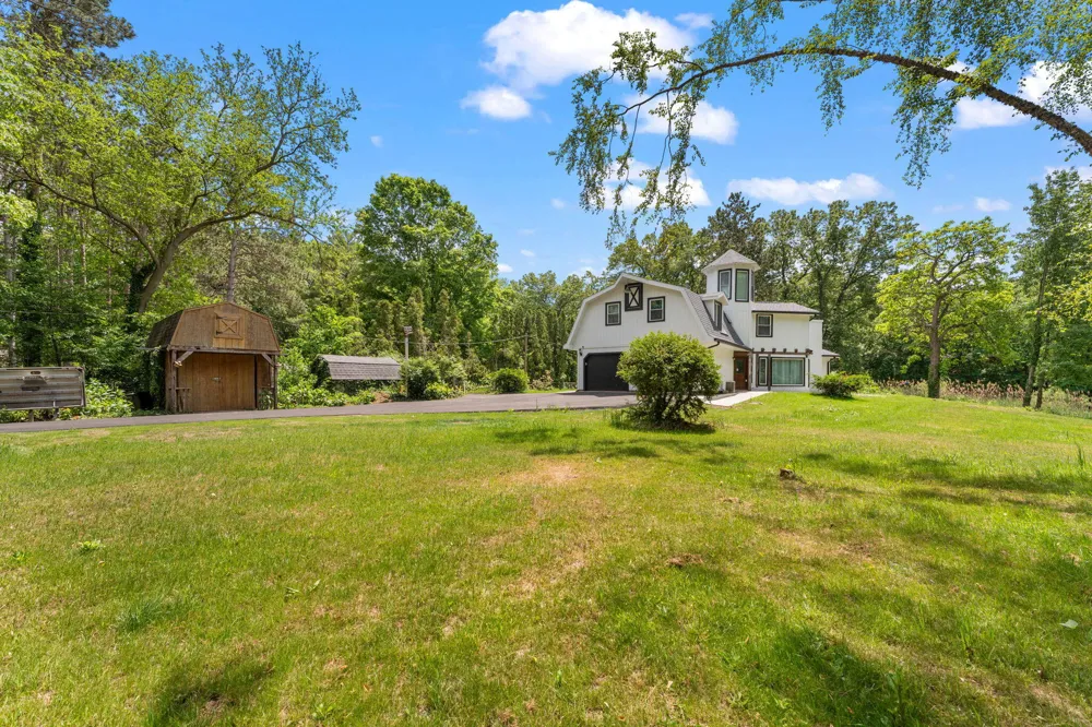 6606 W Calloway Street Michigan City, IN 46360