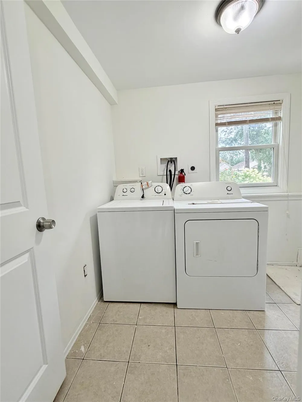32 Dorchester Road Ronkonkoma, NY 11779