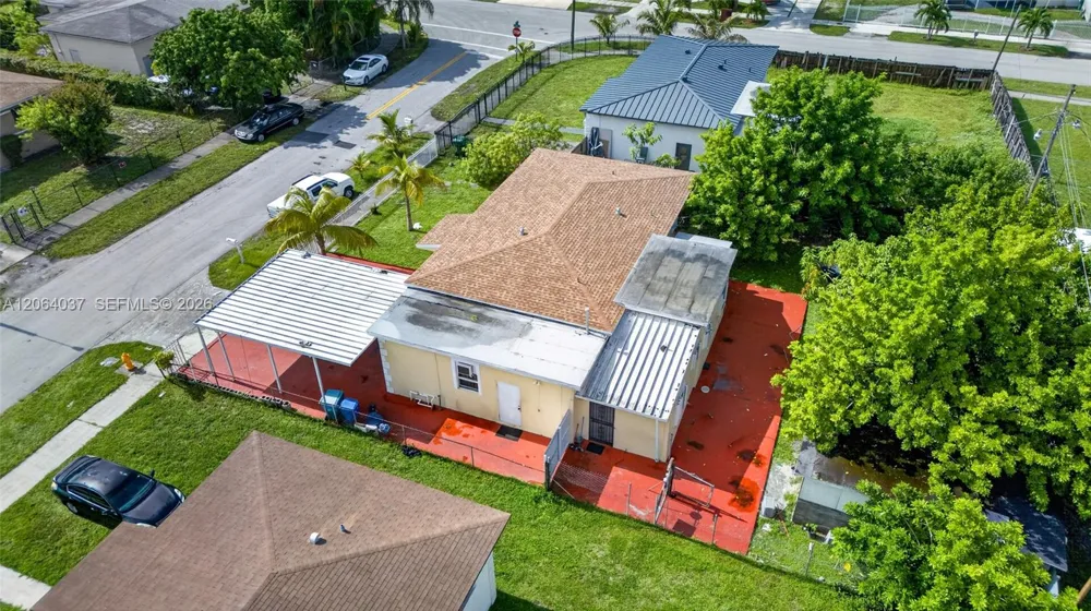 17950 NW 6th court Miami Gardens, FL 33169