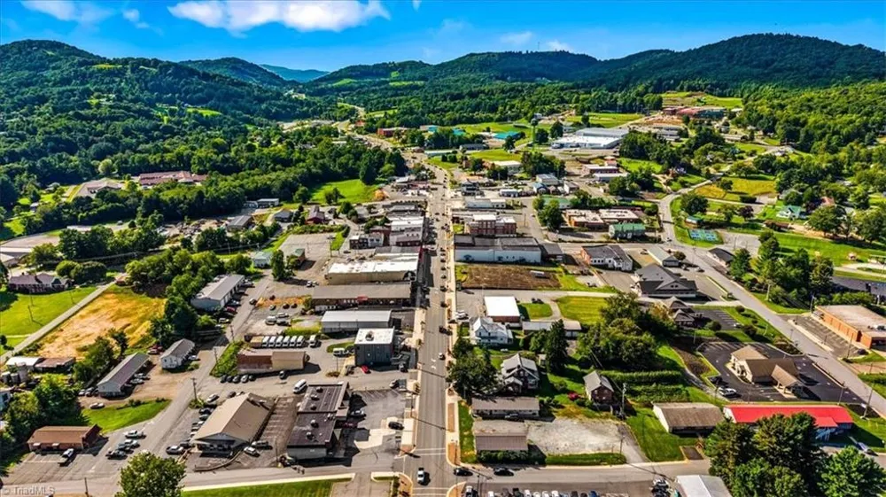 414 Turtle Ridge Road Sparta, NC 28675