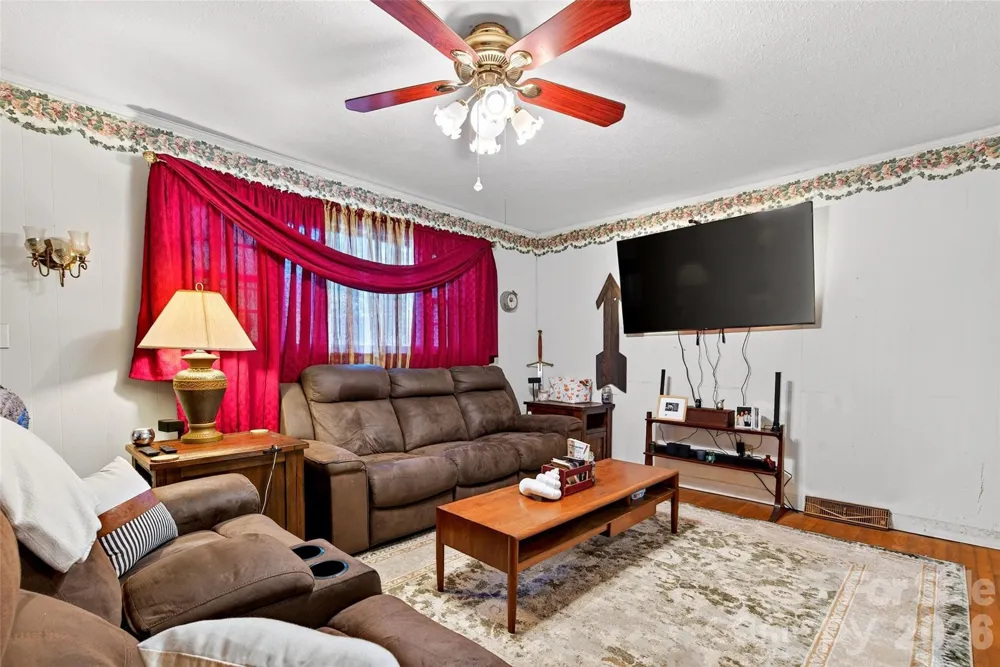 55 Edwards Drive Nebo, NC 28761