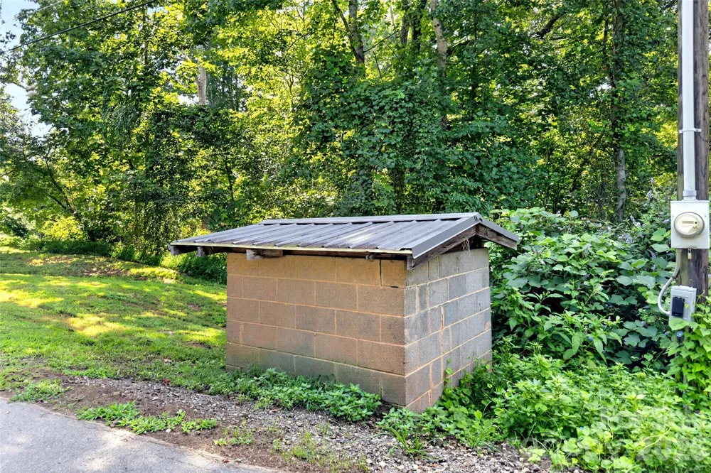 55 Edwards Drive Nebo, NC 28761