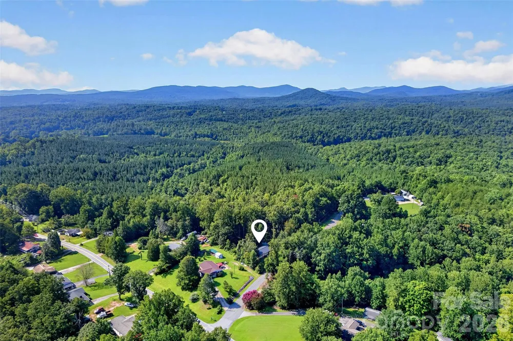 55 Edwards Drive Nebo, NC 28761