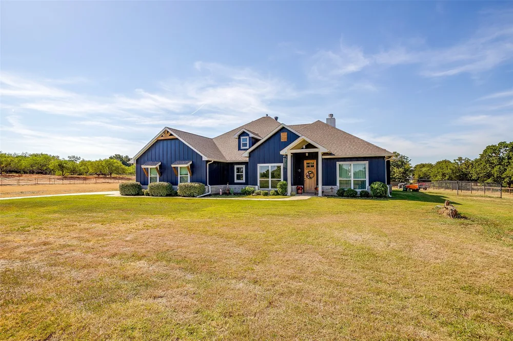 492 Clark Lake Road Weatherford, TX 76088