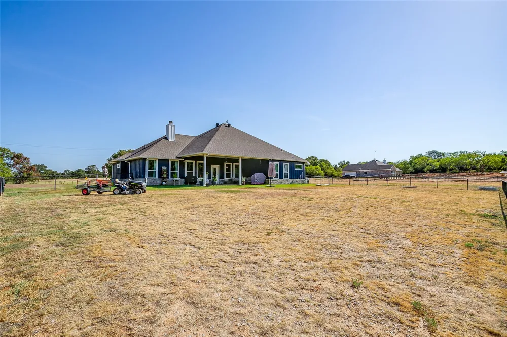 492 Clark Lake Road Weatherford, TX 76088