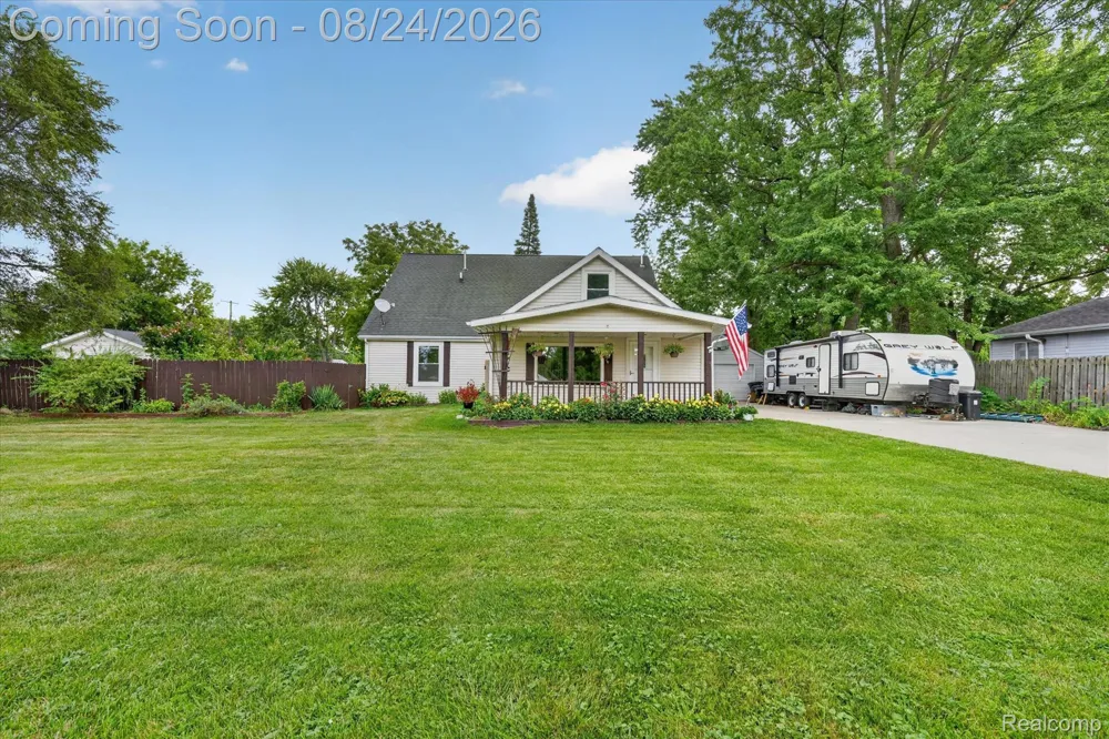 8847 Rosella Street Taylor City, MI 48180