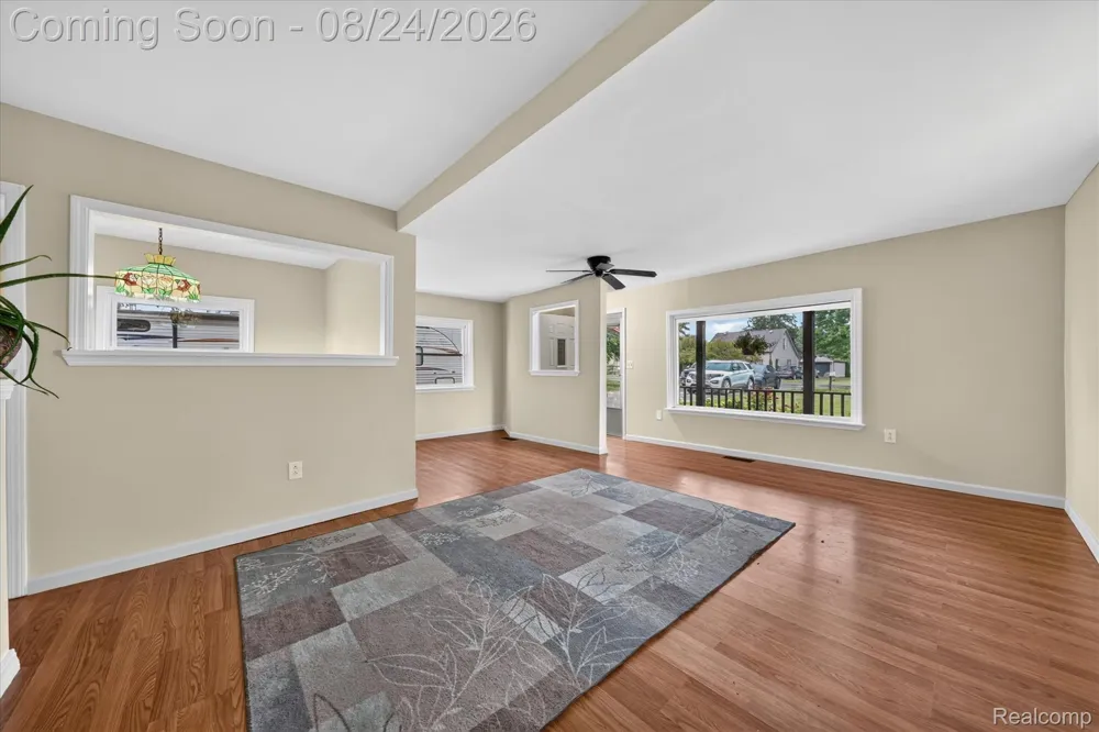 8847 Rosella Street Taylor City, MI 48180