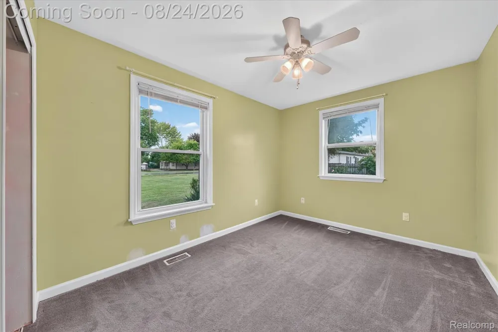 8847 Rosella Street Taylor City, MI 48180