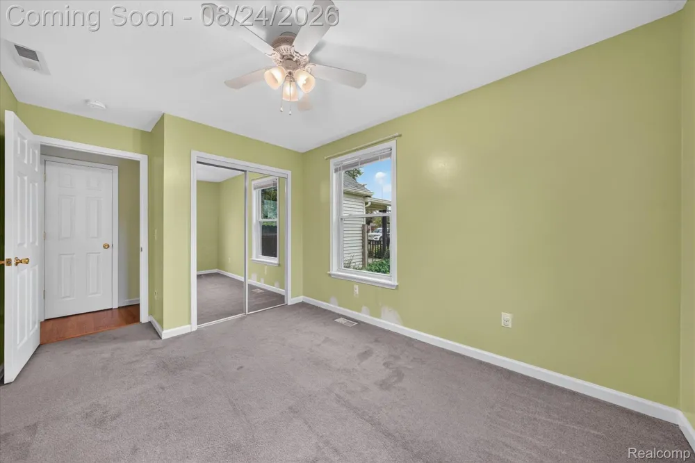 8847 Rosella Street Taylor City, MI 48180