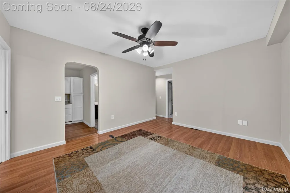 8847 Rosella Street Taylor City, MI 48180