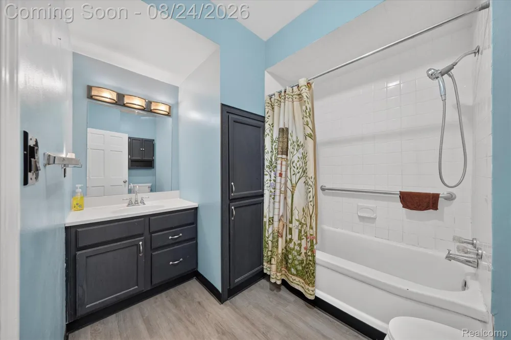 8847 Rosella Street Taylor City, MI 48180