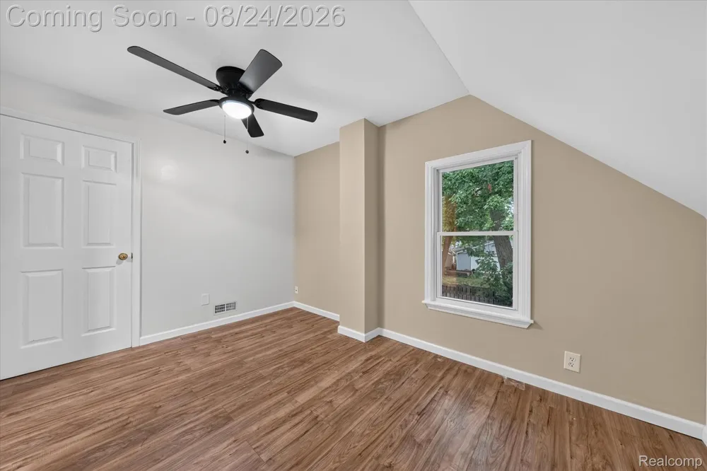 8847 Rosella Street Taylor City, MI 48180