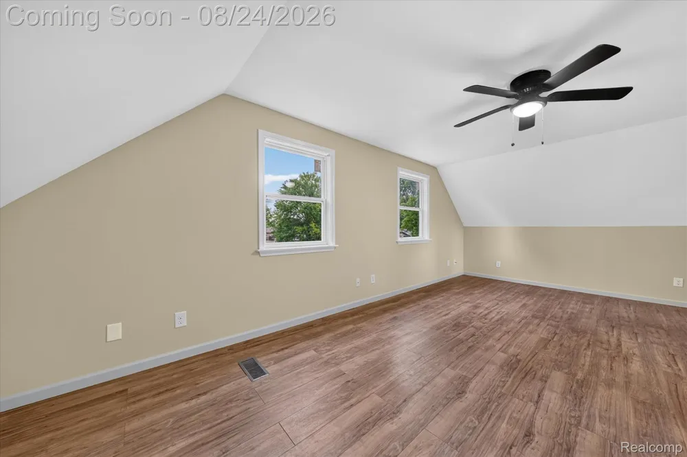 8847 Rosella Street Taylor City, MI 48180