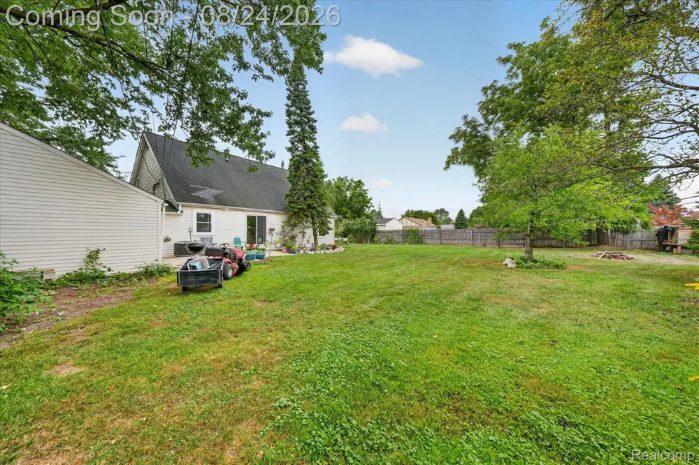 8847 Rosella Street Taylor City, MI 48180