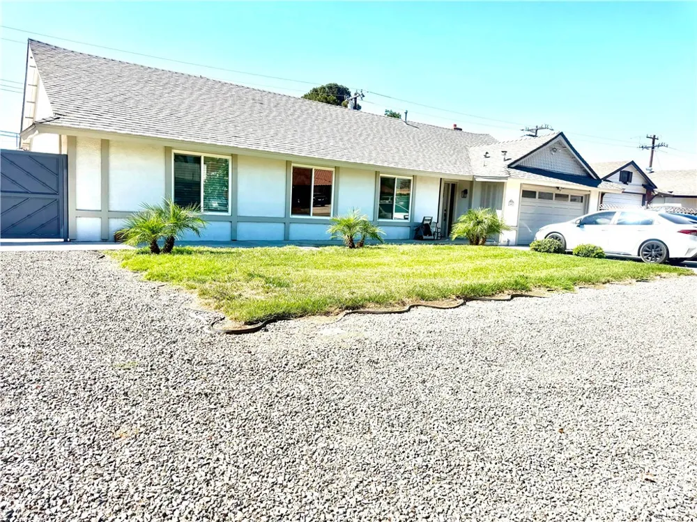 1432 Terrace Rialto, CA 92376