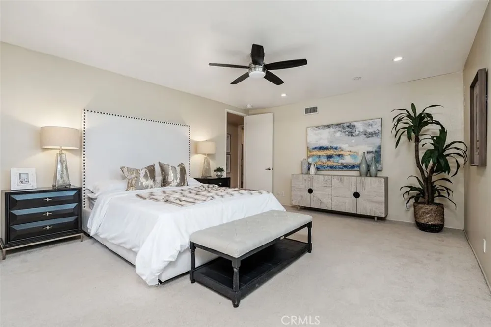 885 S Orange Grove Boulevard #2 Pasadena, CA 91105