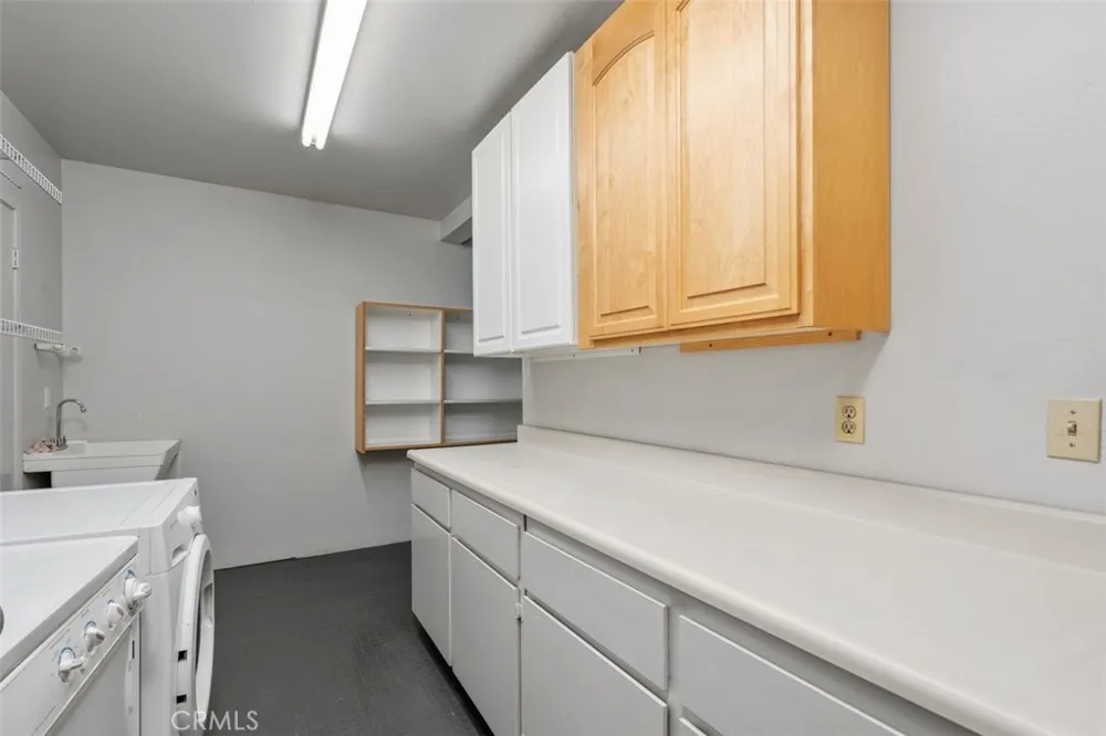 885 S Orange Grove Boulevard #2 Pasadena, CA 91105