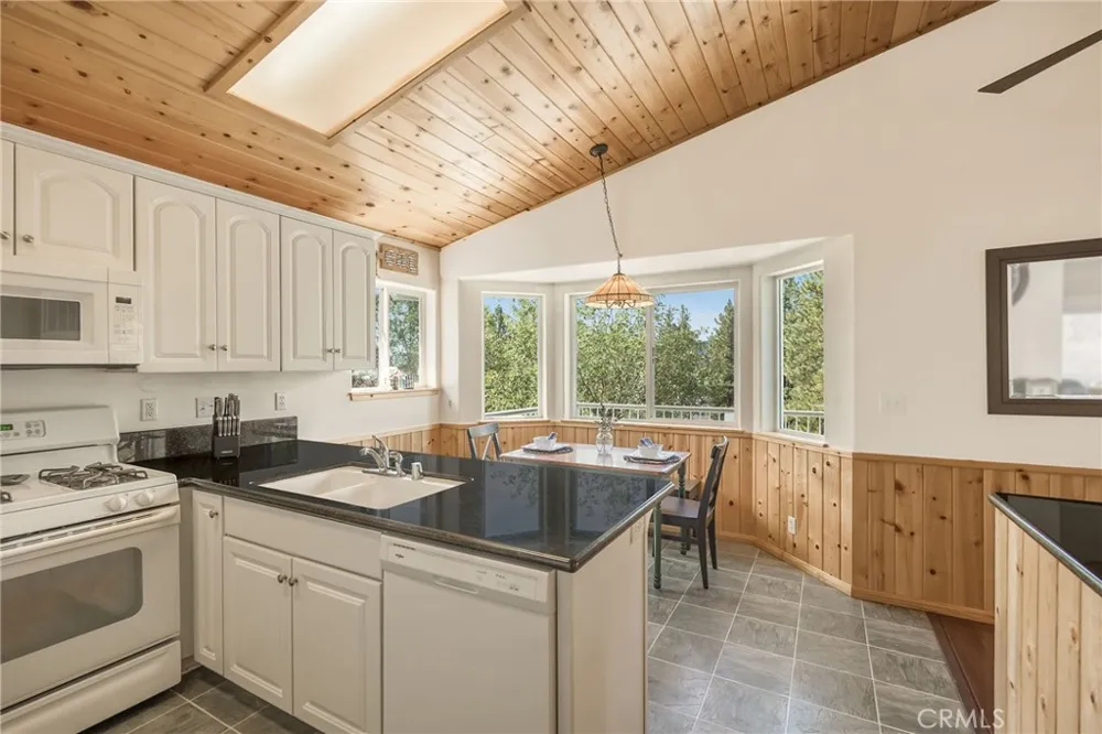 777 Medicine Mans Big Bear Lake, CA 92315