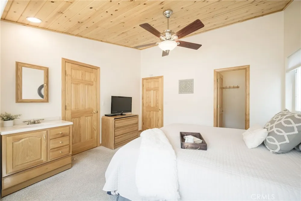 777 Medicine Mans Big Bear Lake, CA 92315