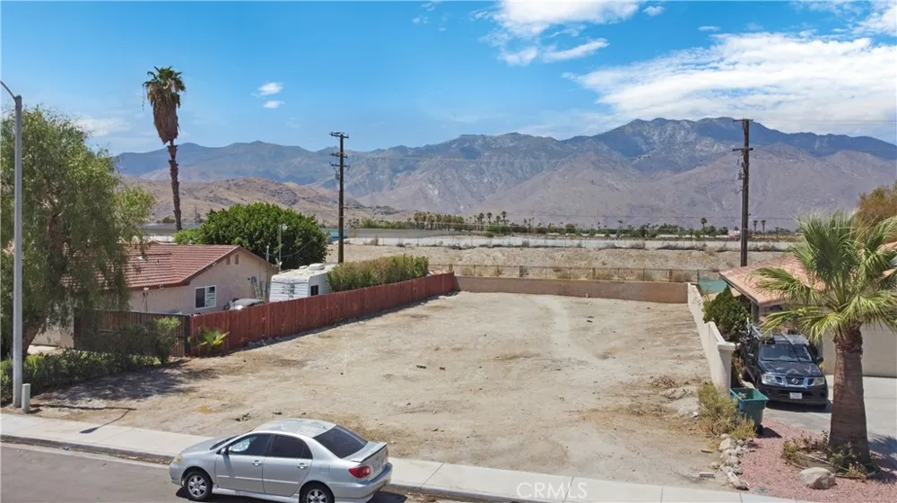 173 Shifting Sands Trail Cathedral City, CA 92264