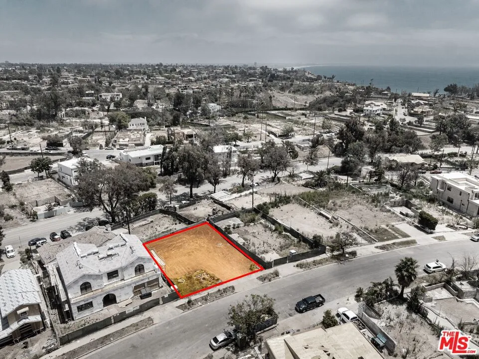 16742 Bollinger Drive Los Angeles, CA 90272
