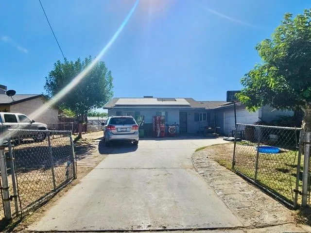 401 Carlton Avenue Blythe, CA 92225