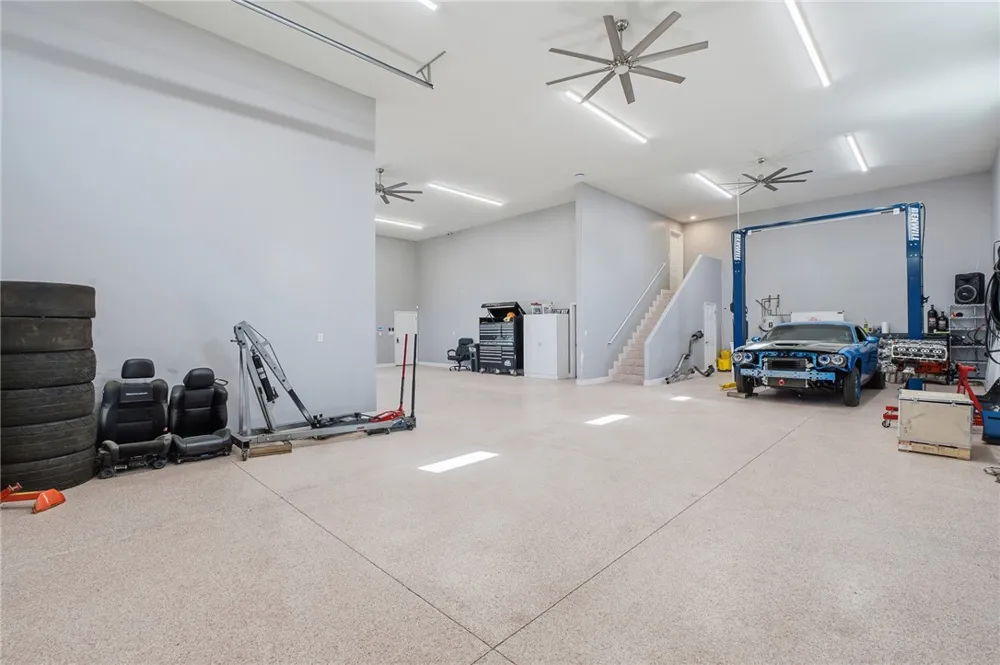 17041 Anelura Court Bakersfield, CA 93314