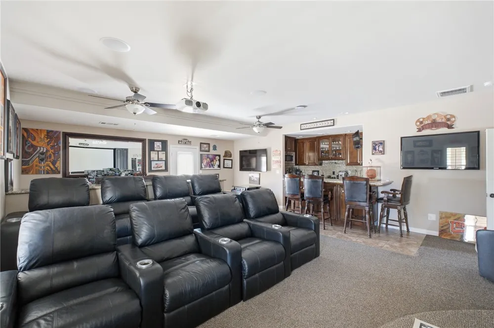 17041 Anelura Court Bakersfield, CA 93314