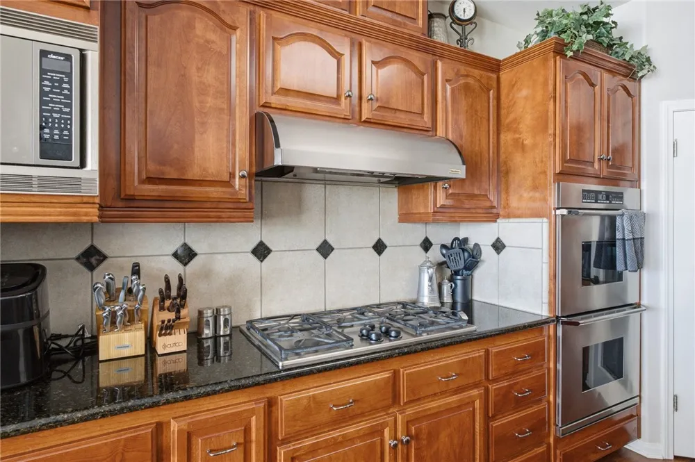 17041 Anelura Court Bakersfield, CA 93314