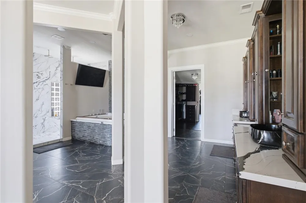 17041 Anelura Court Bakersfield, CA 93314