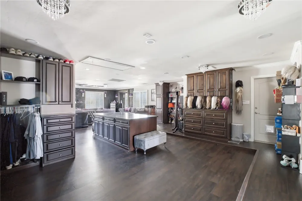 17041 Anelura Court Bakersfield, CA 93314