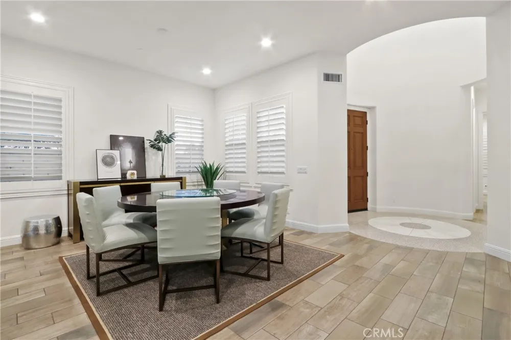 42 Barberry Lake Forest, CA 92630
