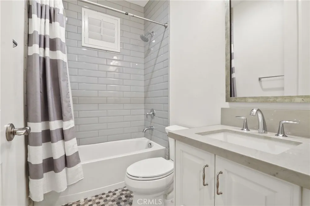42 Barberry Lake Forest, CA 92630