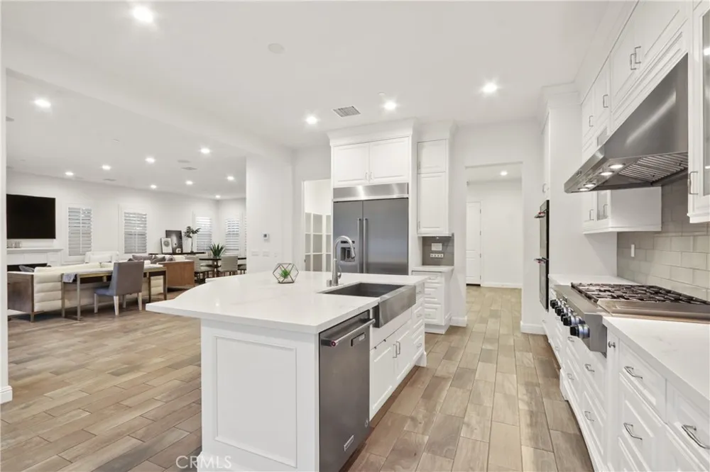 42 Barberry Lake Forest, CA 92630