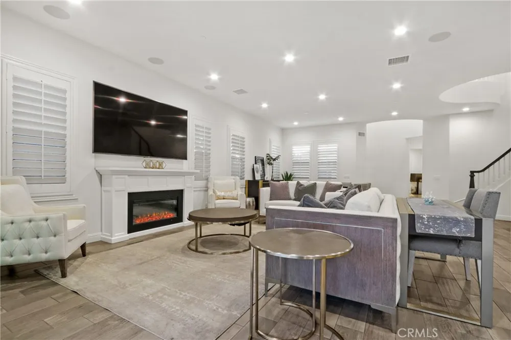 42 Barberry Lake Forest, CA 92630