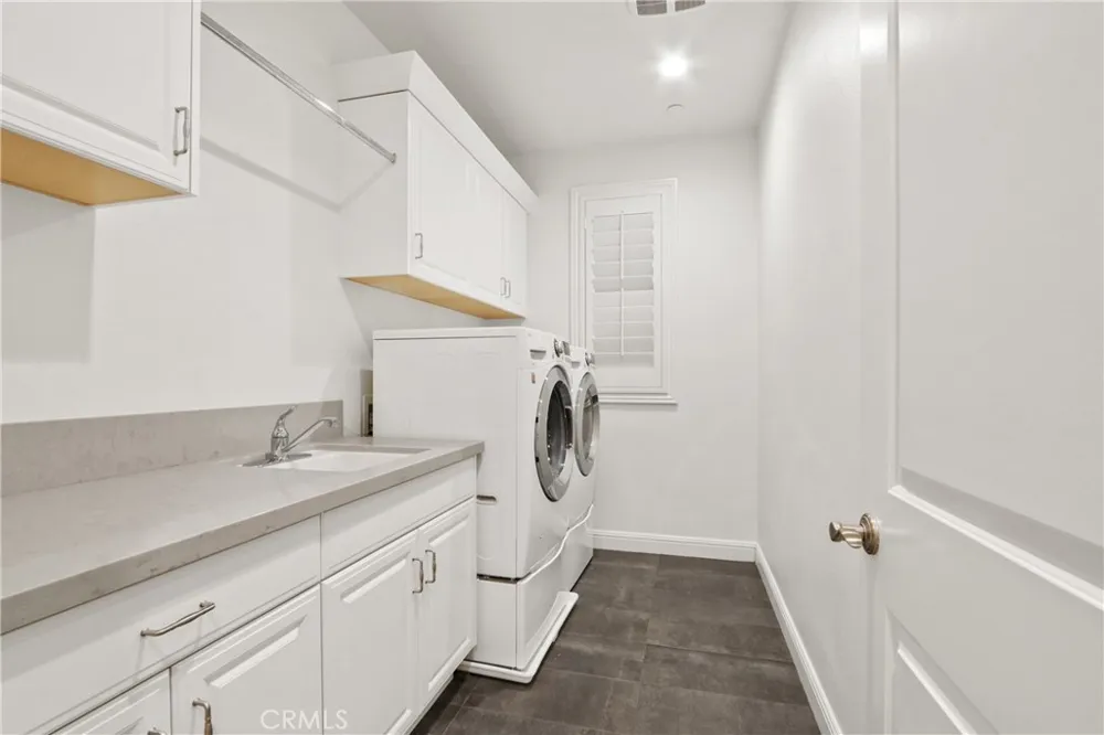 42 Barberry Lake Forest, CA 92630