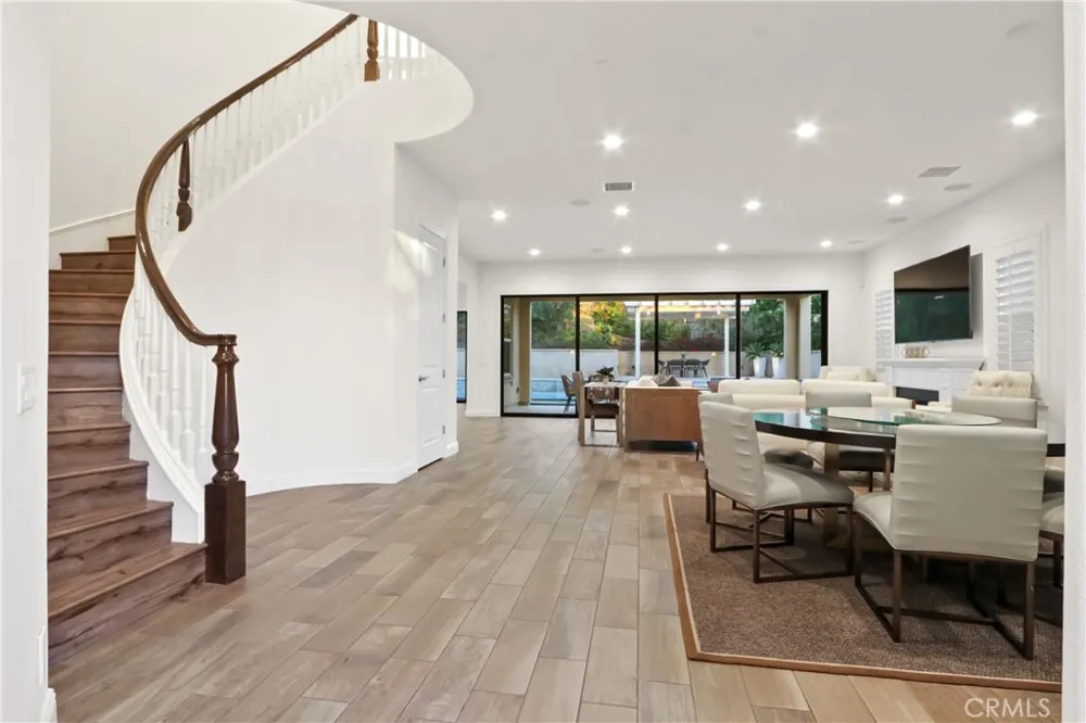 42 Barberry Lake Forest, CA 92630