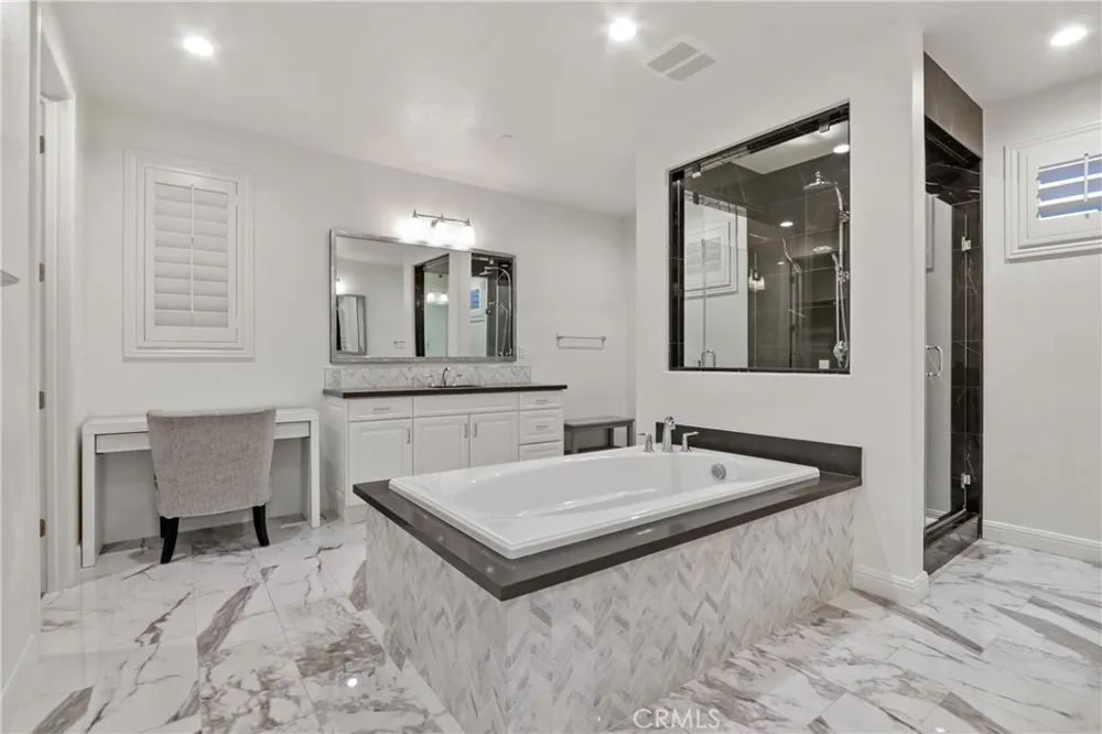 42 Barberry Lake Forest, CA 92630