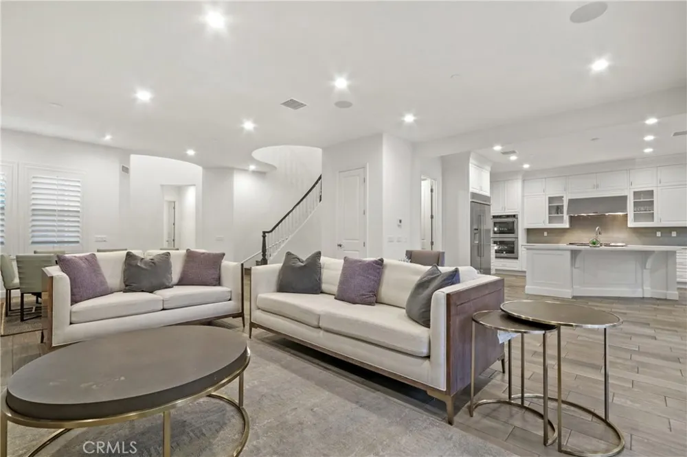 42 Barberry Lake Forest, CA 92630