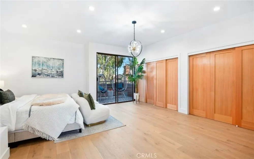 13036 Mindanao #7 Los Angeles, CA 90292