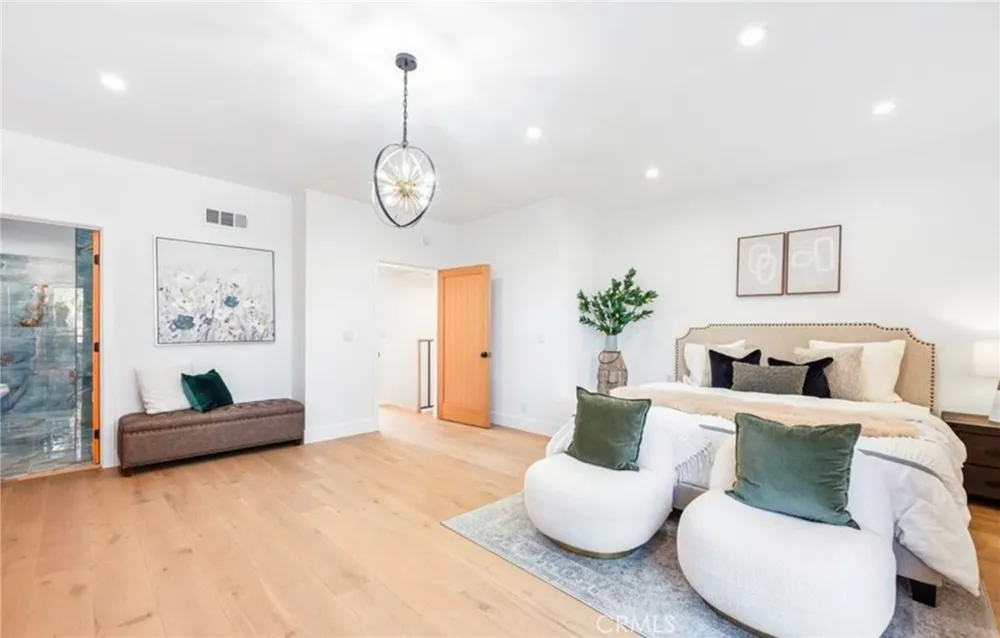13036 Mindanao #7 Los Angeles, CA 90292